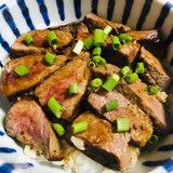 激ウマ！！タレが美味しいステーキ丼♫